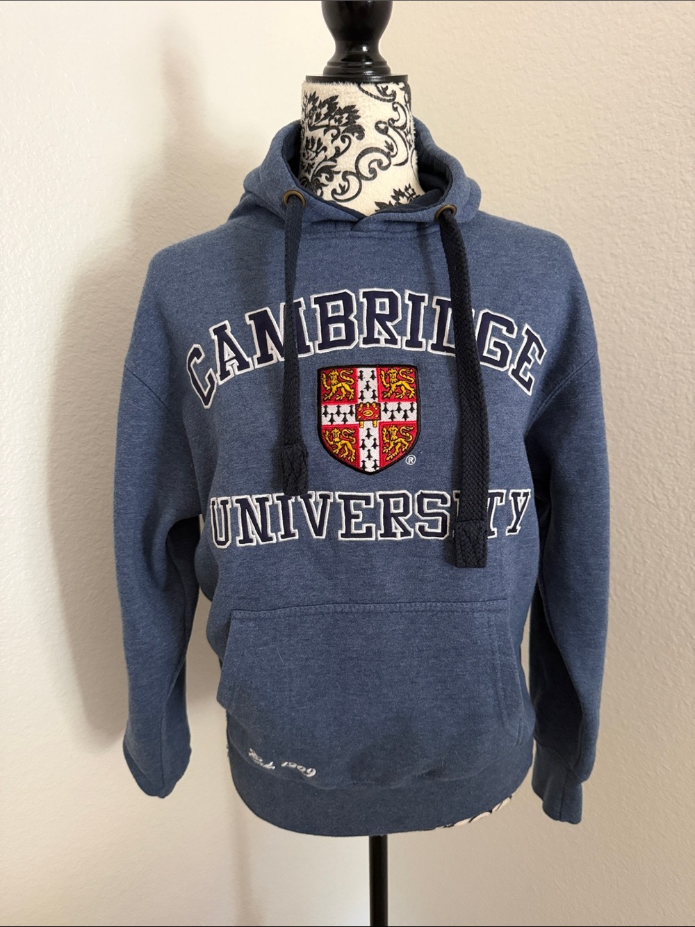 Official Cambridge University Hoodie Sweatshirt Licensed Product Size Small
